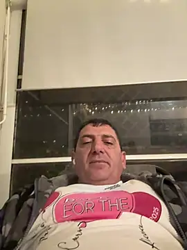 BULLBSX online show from April 2026 08:42:02 PM