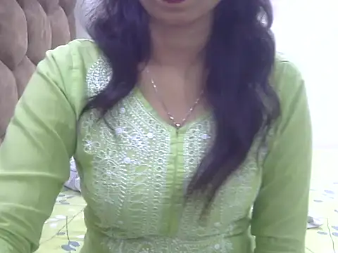 Snapshot of SONIYA_47 chatting on October 2025 06:09:02 PM SONIYA 47 online show from October 2025 06:09:02 PM