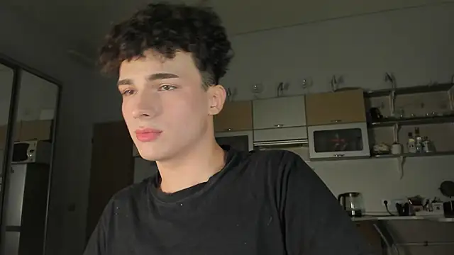 Snapshot of mystic_evan chatting on September 2025 10:43:01 PM mystic evan online show from September 2025 10:43:01 PM