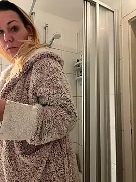 Sidney Rockz online show from November 2025 05:12:01 AM