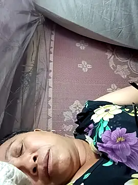 Snapshot of Mamapm20 chatting on September 2025 02:24:02 PM Mamapm20 online show from September 2025 02:24:02 PM