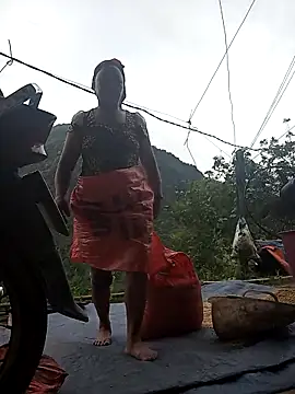 Snapshot of Mamapm20 chatting on September 2025 12:11:01 AM Mamapm20 online show from September 2025 12:11:01 AM