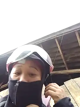 Snapshot of Mamapm20 chatting on September 2025 12:06:01 AM Mamapm20 online show from September 2025 12:06:01 AM