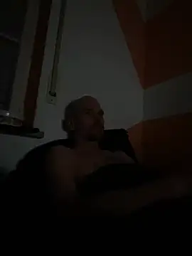 Snapshot of DrLongDongziehtblank chatting on May 2026 11:43:01 PM DrLongDongziehtblank online show from May 2026 11:43:01 PM