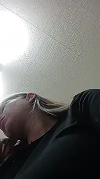 Snapshot of Reina_Cummings chatting on January 2026 06:18:01 AM Reina Cummings online show from January 2026 06:18:01 AM