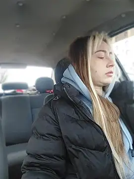 Reina Cummings online show from March 2026 06:13:02 AM