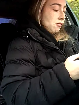 Snapshot of Reina_Cummings chatting on October 2025 05:06:01 AM Reina Cummings online show from October 2025 05:06:01 AM