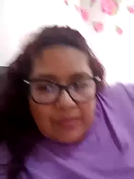 ladytropical1 online show from September 2025 01:39:01 PM