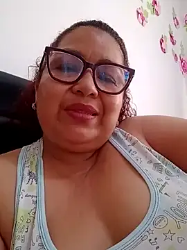 Snapshot of ladytropical1 chatting on February 2026 09:03:01 PM ladytropical1 online show from February 2026 09:03:01 PM