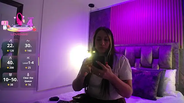 luna killari online show from September 2025 11:32:01 AM