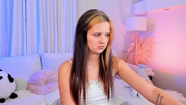 Snapshot of LilLisa chatting on October 2025 04:08:02 PM LilLisa online show from October 2025 04:08:02 PM
