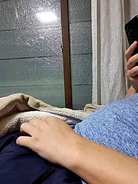 starvingo2002 online show from December 2025 09:03:01 AM