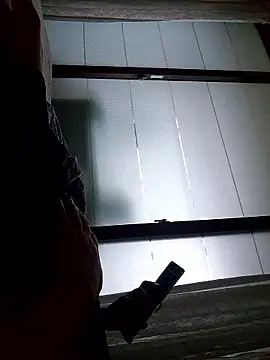 starvingo2002 online show from September 2025 07:45:02 AM