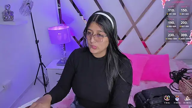 megann  up online show from November 2025 03:22:02 AM