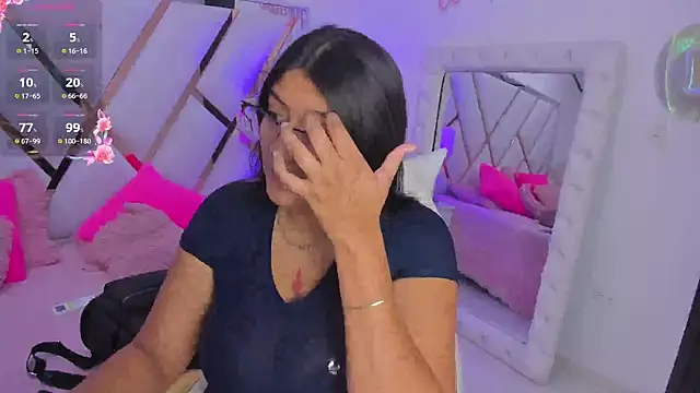 megann  up online show from October 2025 11:28:02 PM