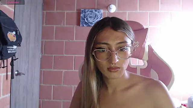 Andrea camilaaa online show from September 2025 05:19:01 PM