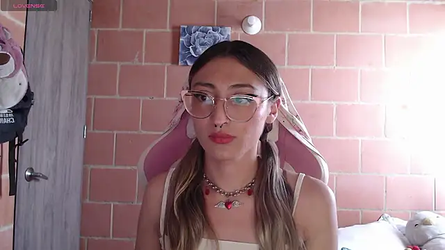 Andrea camilaaa online show from February 2026 04:53:02 PM