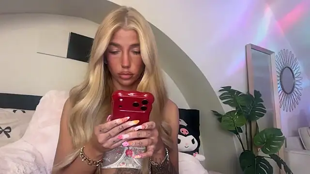 KENNIEXROSE online show from March 2026 11:46:01 PM