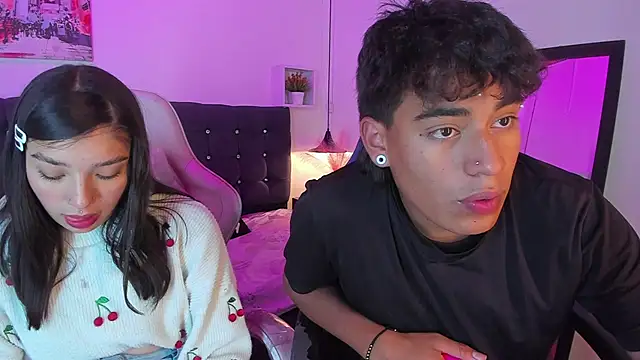 Yiing and yang online show from September 2025 07:54:02 PM
