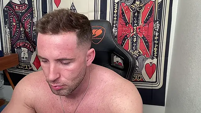 brettmycles28 online show from December 2025 06:21:02 PM