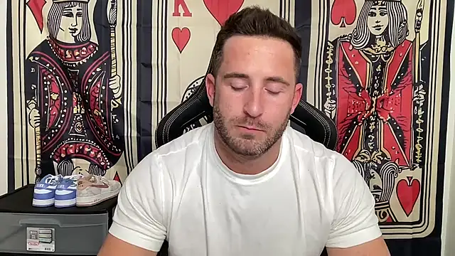 brettmycles28 online show from November 2025 05:11:02 AM