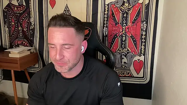 brettmycles28 online show from January 2026 12:50:02 AM