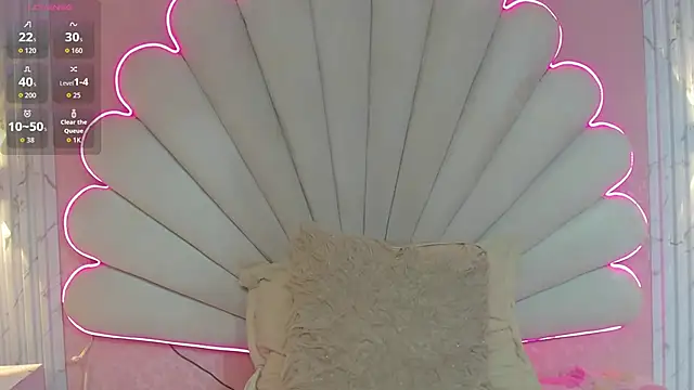 MisRoos online show from October 2025 08:31:02 PM