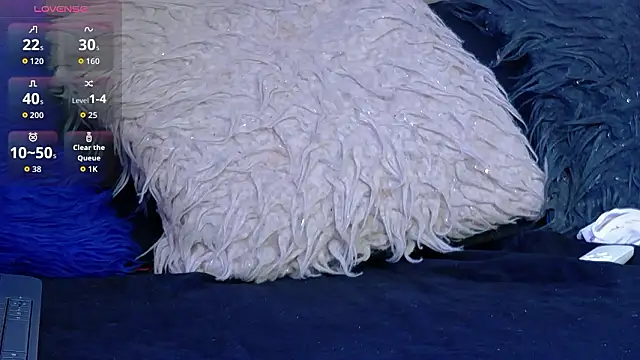 MisRoos online show from March 2026 01:38:02 PM