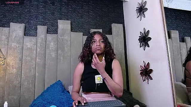 MisRoos online show from March 2026 02:18:01 PM