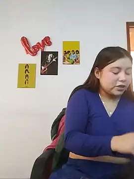 LucyPetit online show from December 2025 12:48:01 PM