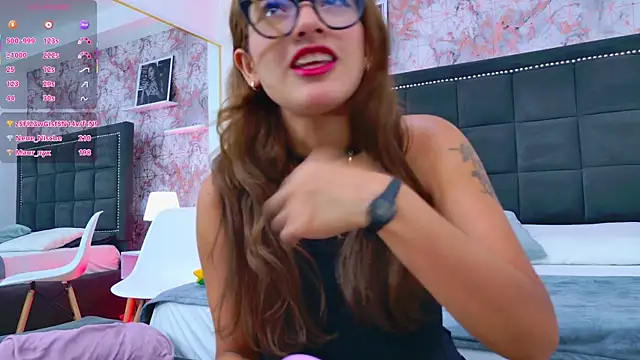 Angelique Angell online show from May 2026 07:54:01 PM