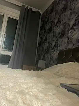 raen001 online show from February 2026 10:07:01 PM