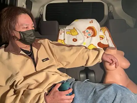 CAMEL1913 online show from April 2026 05:15:01 PM