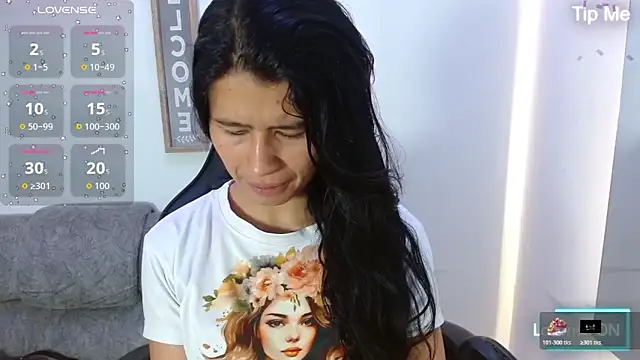 luna starr69 online show from October 2025 12:39:02 PM