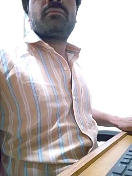 Snapshot of autophile-indian chatting on November 2025 06:39:01 AM autophile-indian online show from November 2025 06:39:01 AM