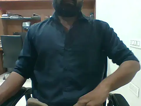 autophile-indian online show from December 2025 05:10:02 AM