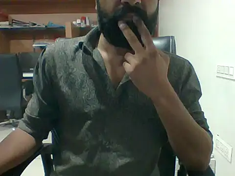 Snapshot of autophile-indian chatting on September 2025 07:03:01 AM autophile-indian online show from September 2025 07:03:01 AM