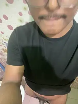 Snapshot of dickfuckerkkk chatting on October 2025 07:53:02 AM dickfuckerkkk online show from October 2025 07:53:02 AM