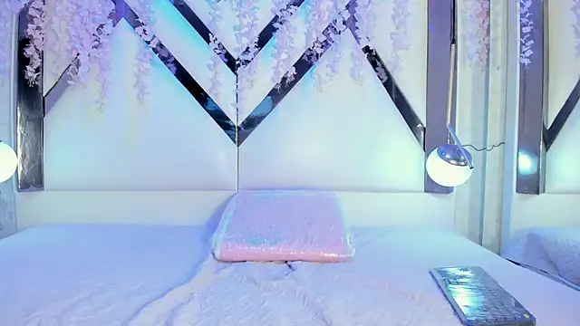 NallyMax1 online show from December 2025 09:12:01 PM