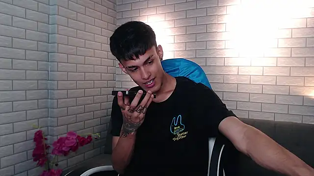 Thiago twink online show from September 2025 02:37:02 AM