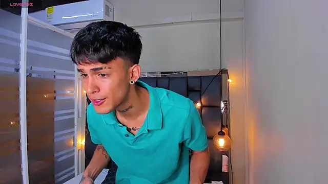 Thiago twink online show from September 2025 12:45:02 PM