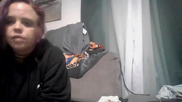 Snapshot of TWiSTYTheTwizted chatting on June 2026 04:39:01 AM TWiSTYTheTwizted online show from June 2026 04:39:01 AM