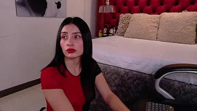 ZaraGold online show from November 2025 10:37:01 PM