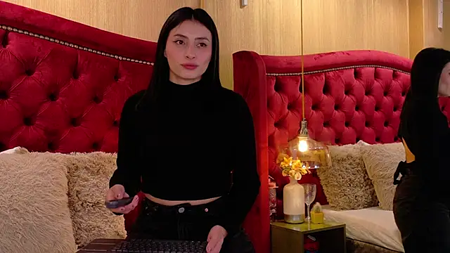 ZaraGold online show from November 2025 09:19:01 PM