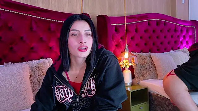 ZaraGold online show from February 2026 11:17:02 PM