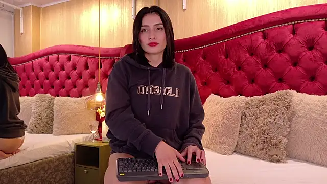 ZaraGold online show from November 2025 11:16:01 PM