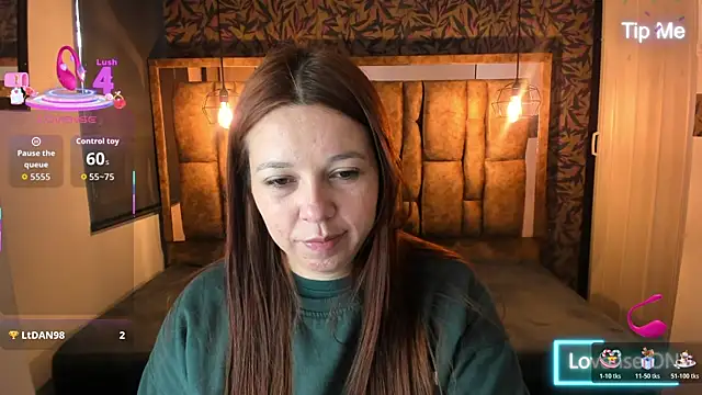 Isa Thompson   online show from January 2026 12:00:01 PM