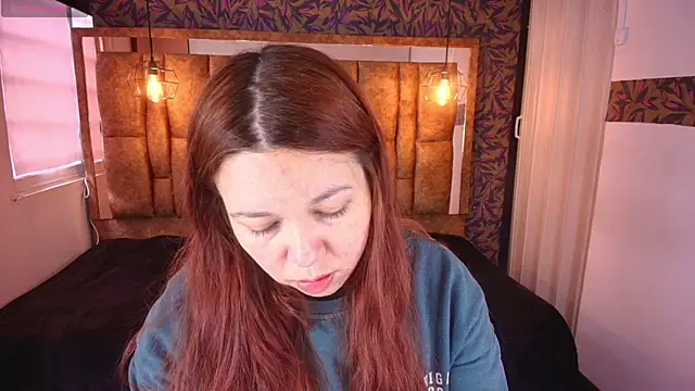 Isa Thompson   online show from April 2026 12:31:01 PM