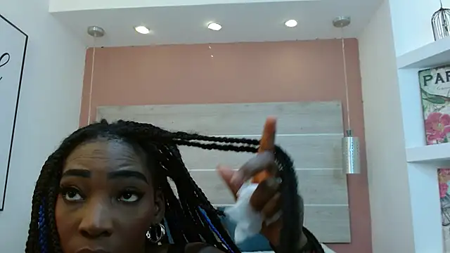 AlexandraCambell online show from April 2026 07:58:02 PM