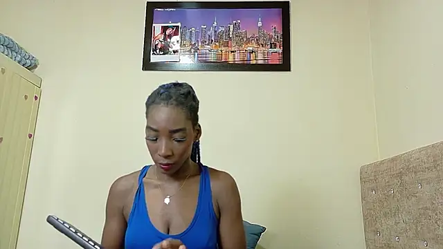 Snapshot of AlexandraCambell chatting on June 2026 04:46:01 PM AlexandraCambell online show from June 2026 04:46:01 PM